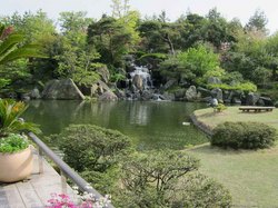 白玉の湯 華鳳 大庭園を歩く